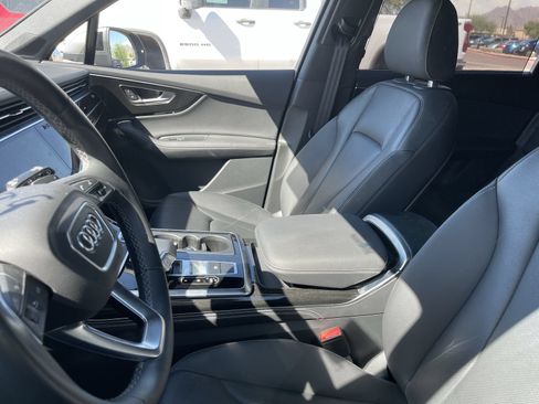 Used 2025 Audi Q7 2.0T Premium Plus w/ Premium Plus Package AWD/4WD image 9