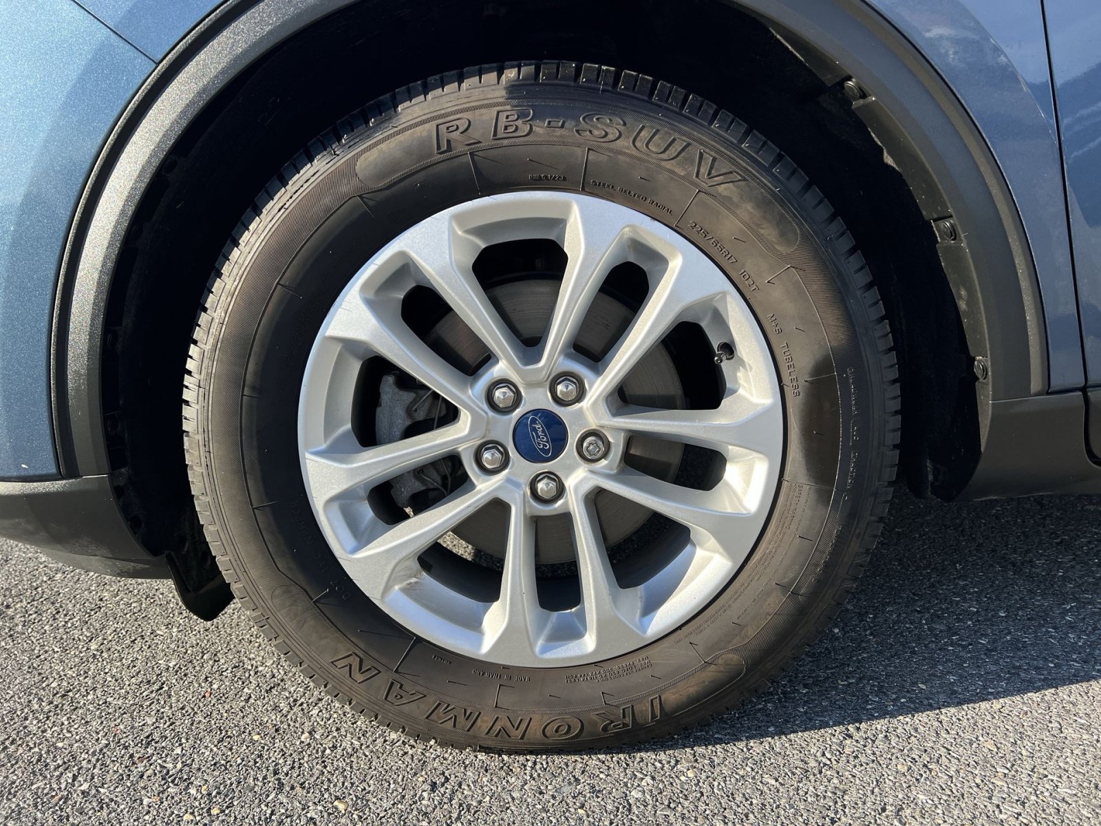 Used 2020 Ford Escape SE FWD image 12