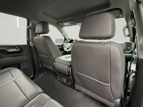 Certified 2025 GMC Sierra 1500 SLT image 49