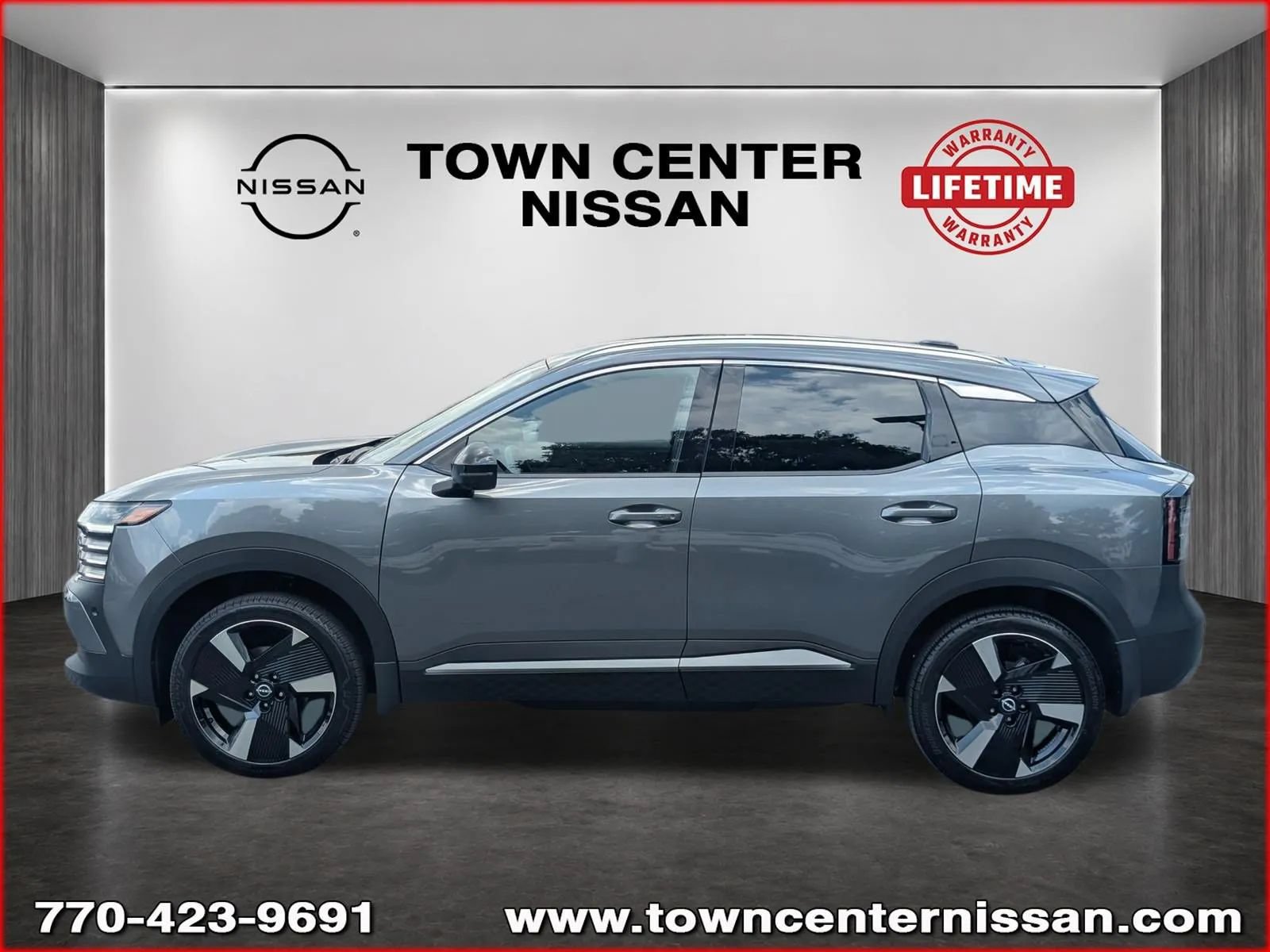 Certified 2026 Nissan Kicks SR FWD image 4