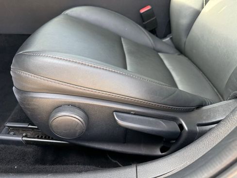 Used 2024 MAZDA MAZDA3 s image 15