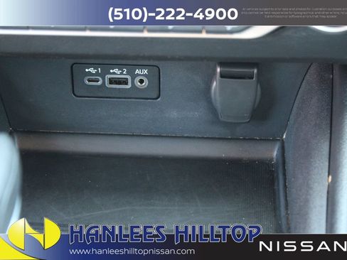 Used 2025 Nissan Altima 2.5 SV FWD image 21