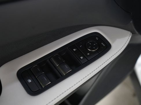 Used 2023 Lexus RX 350 Premium w/ Accessory Package AWD/4WD image 18