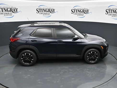 Used 2021 Chevrolet TrailBlazer LT w/ Sun and Liftgate Package FWD image 25