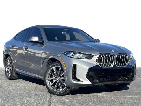Used 2024 BMW X6 xDrive40i image 2