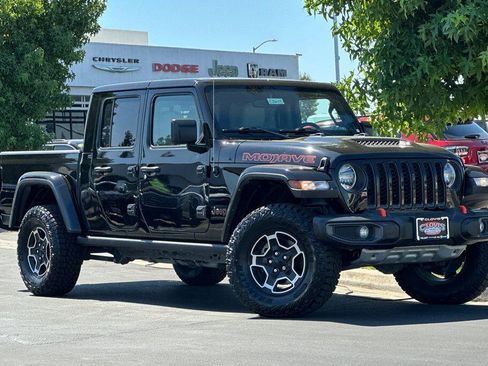 Used 2023 Jeep Gladiator Mojave w/ Cold Weather Group AWD/4WD image 2