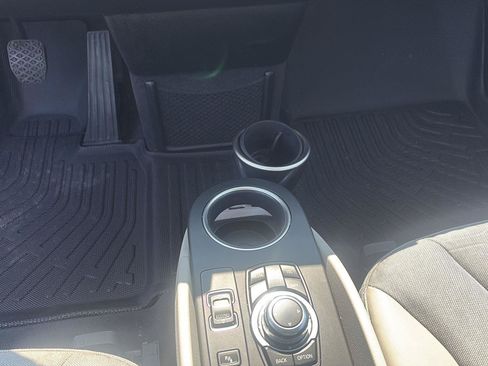 Used 2014 BMW i3 RWD image 16