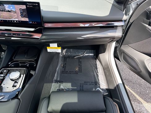 New 2026 BMW 540i xDrive 540i xDrive w/ Executive Package image 18