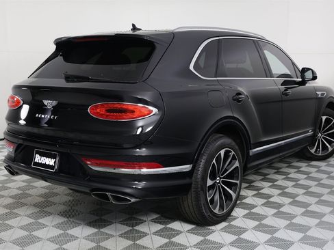 Used 2022 Bentley Bentayga image 8