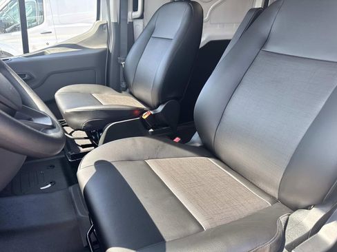 New 2025 Ford Transit 150 Low Roof image 20