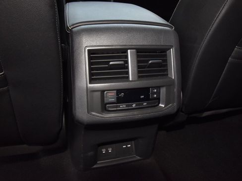 Used 2022 Volkswagen Atlas SE image 20