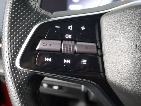 Used 2024 Nissan Ariya AWD image 29