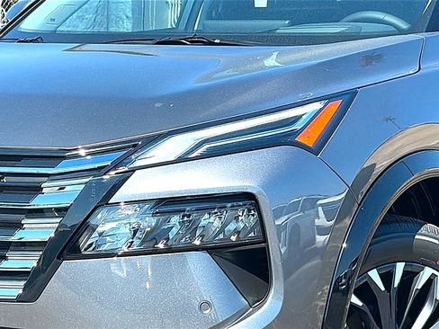 New 2026 Nissan Rogue Platinum w/ Platinum Premium Package AWD/4WD image 4
