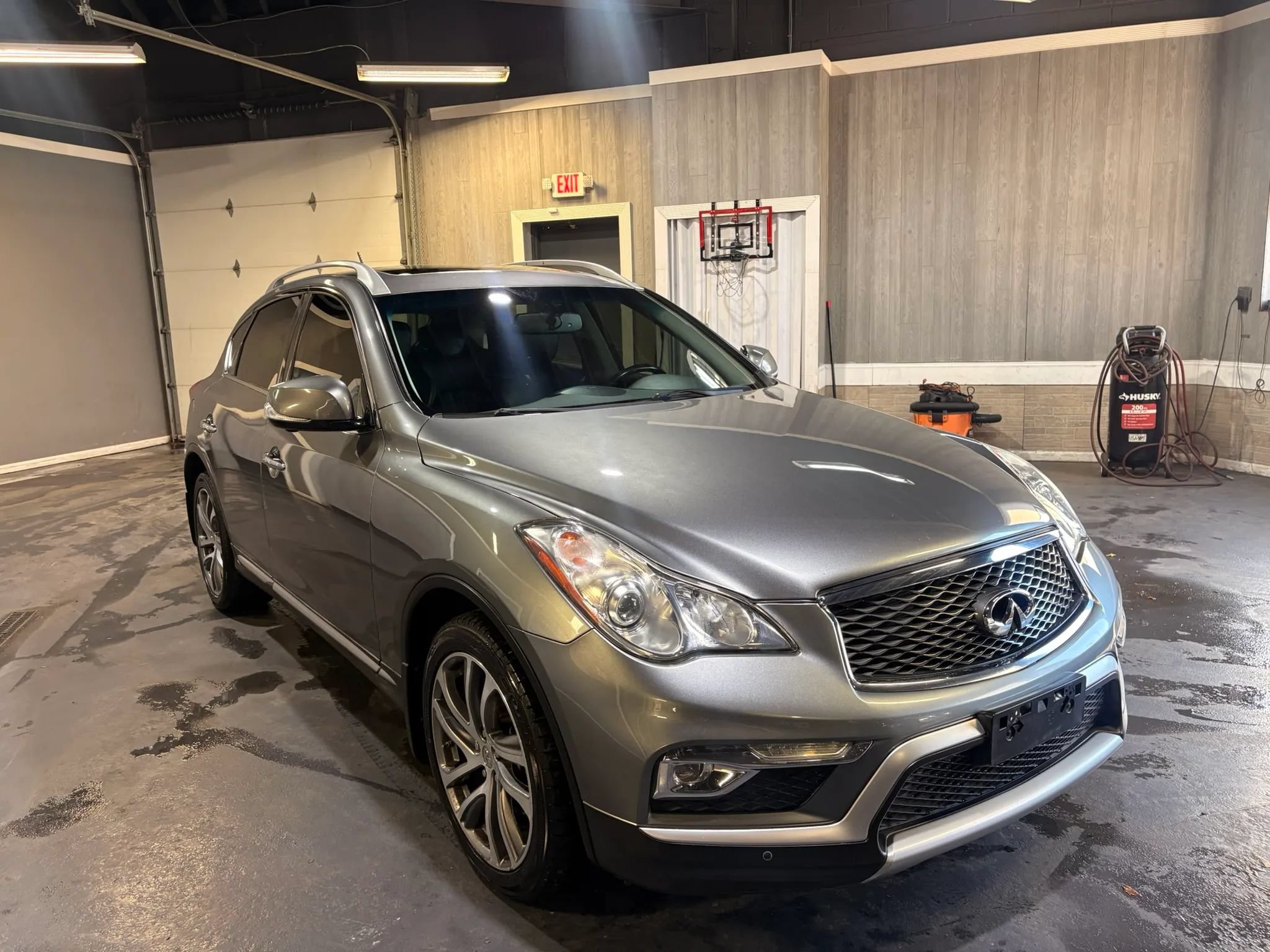 Used 2016 INFINITI QX50 AWD w/ Deluxe Touring Package image 8
