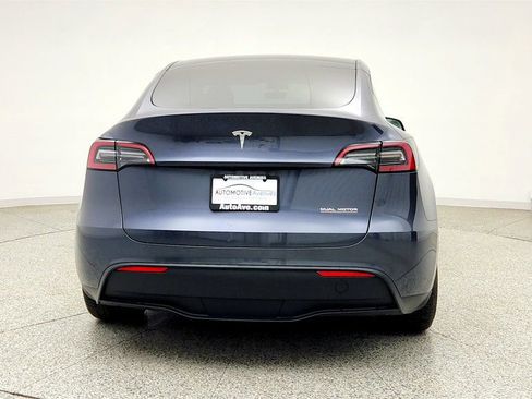 Used 2023 Tesla Model Y Performance AWD/4WD image 6