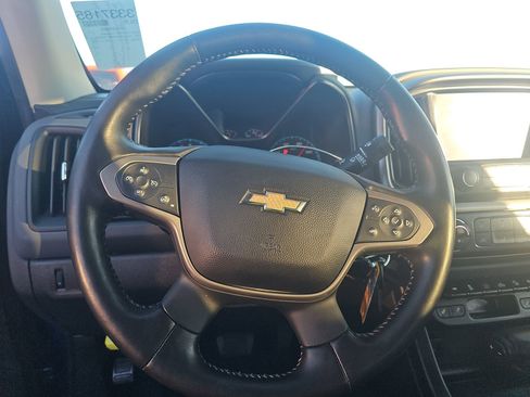 Used 2019 Chevrolet Colorado Z71 image 16