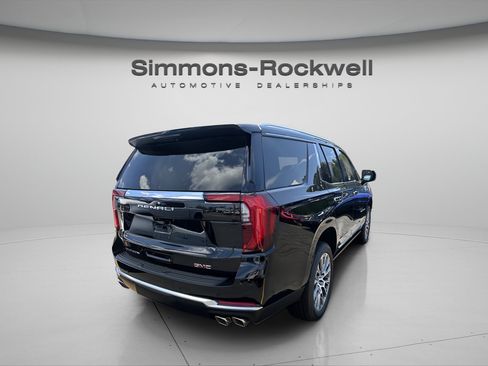 New 2026 GMC Yukon Denali w/ Denali Reserve Package AWD/4WD image 5