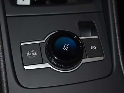 New 2026 Volkswagen Tiguan S image 10