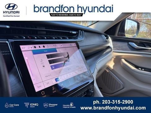 Used 2021 Jeep Grand Cherokee L Limited AWD/4WD image 18