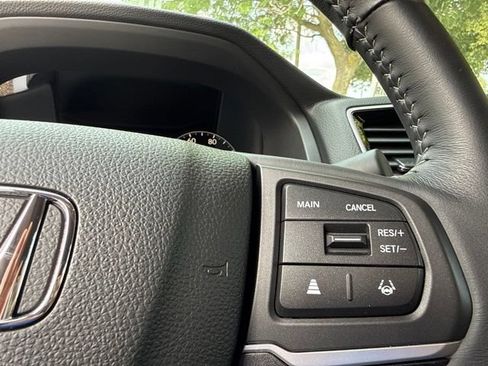 Used 2025 Honda Ridgeline RTL+ image 27