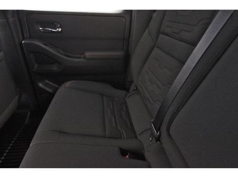 Certified 2025 Nissan Frontier PRO-4X w/ Pro Convenience Package AWD/4WD image 15