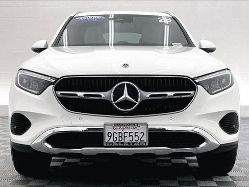 Certified 2023 Mercedes-Benz GLC 300 image 2