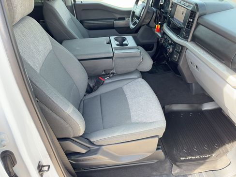 Used 2024 Ford F250 XLT w/ FX4 Off-Road Package image 28