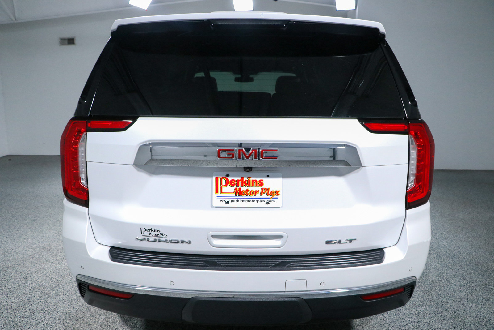 Used 2022 GMC Yukon XL SLT w/ SLT Premium Package RWD image 8