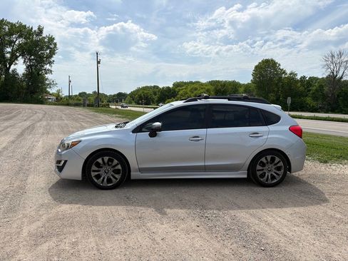Used 2015 Subaru Impreza 2.0i Sport Premium AWD/4WD image 4