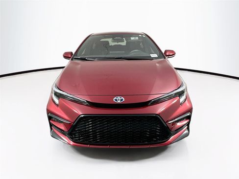 Certified 2023 Toyota Corolla SE image 3