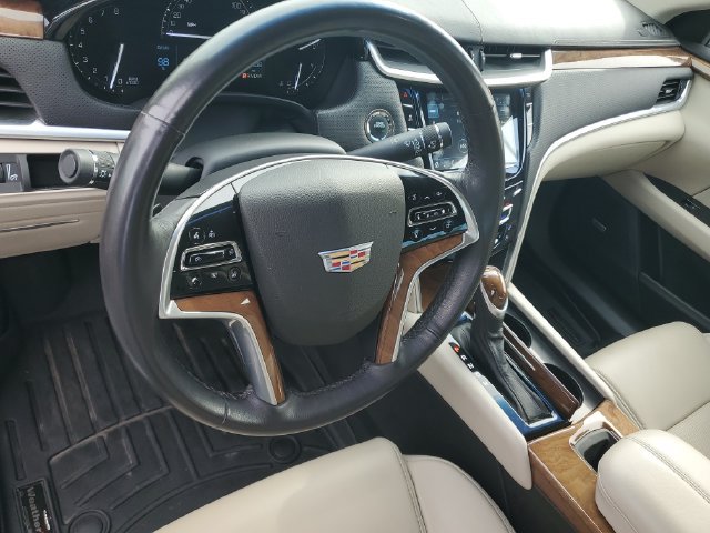 Certified 2018 Cadillac XTS Luxury FWD image 17