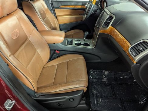 Used 2012 Jeep Grand Cherokee Overland image 32