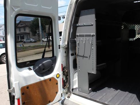 Used 2013 Ford Transit Connect XLT image 9