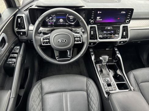 Certified 2021 Kia Sorento SX image 7