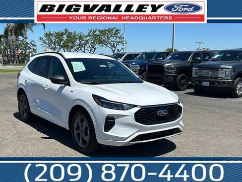 Certified 2023 Ford Escape ST-Line w/ Tech Pack #1 AWD/4WD image 1