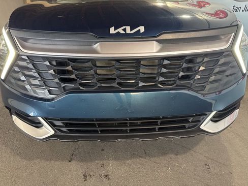 Used 2025 Kia Sportage LX image 11