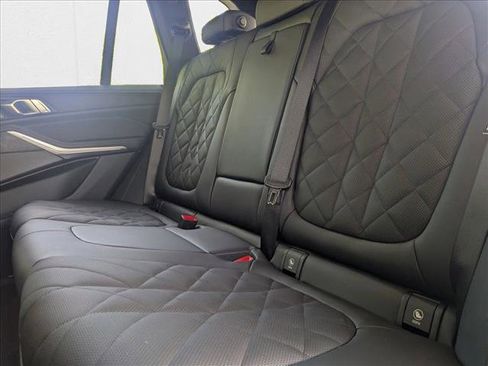Used 2026 BMW X5 xDrive40i image 17
