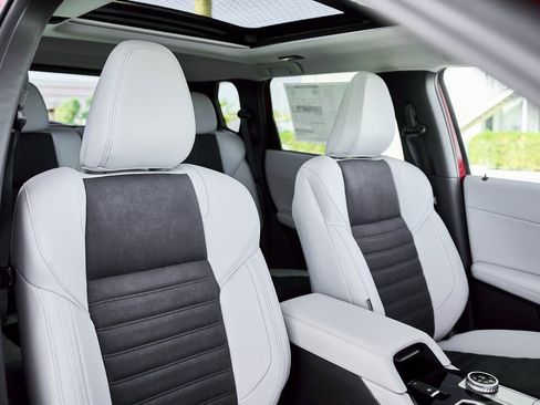 New 2026 Mitsubishi Outlander SE image 27