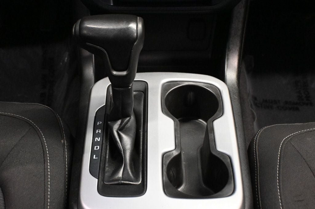 Used 2019 Chevrolet Colorado LT w/ LT Convenience Package RWD image 15