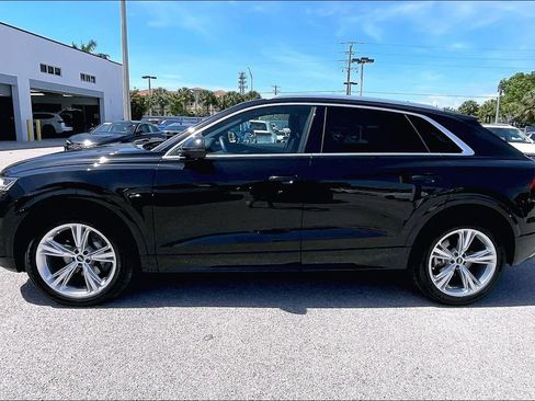 Certified 2023 Audi Q8 Premium AWD/4WD image 8
