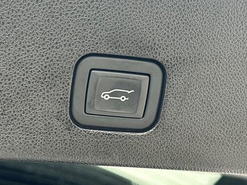 Certified 2024 Cadillac XT6 Premium Luxury w/ Technology Package image 20