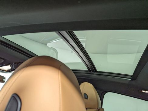 Certified 2024 BMW X4 xDrive30i w/ Convenience Package image 13