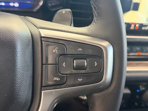 Used 2024 Chevrolet Silverado 1500 LTZ AWD/4WD image 23