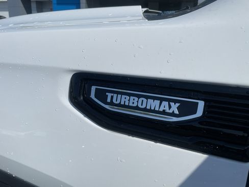 Used 2024 GMC Sierra 1500 Pro w/ Pro Value Package image 9