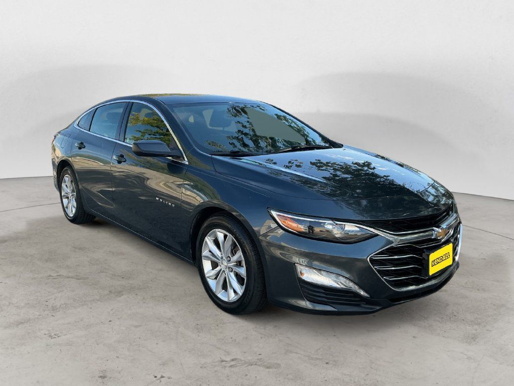 Used 2021 Chevrolet Malibu LT FWD image 5