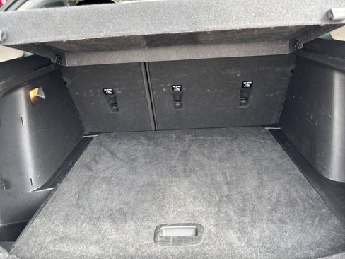 Used 2025 Chevrolet Trax LT FWD image 28