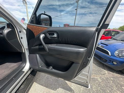 Used 2020 Nissan Armada SL w/ Premium Package image 27