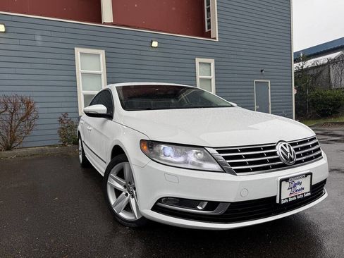 Used 2015 Volkswagen CC Sport image 1