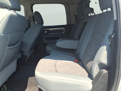 Used 2017 RAM 1500 Big Horn AWD/4WD image 30