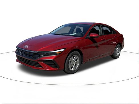 New 2026 Hyundai Elantra SE image 7